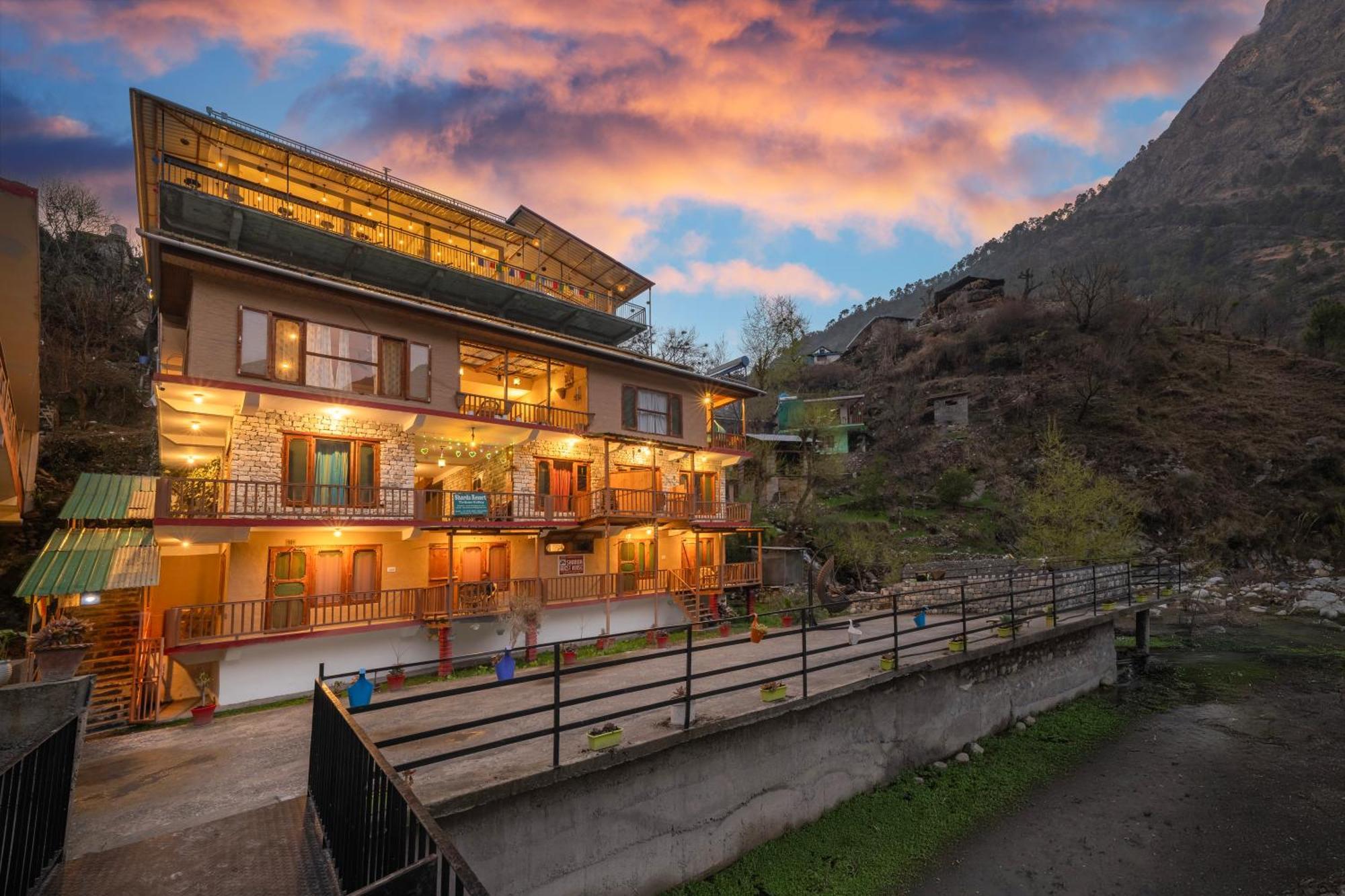 Sharda Resort-Tirthan Valley Banjar Екстер'єр фото