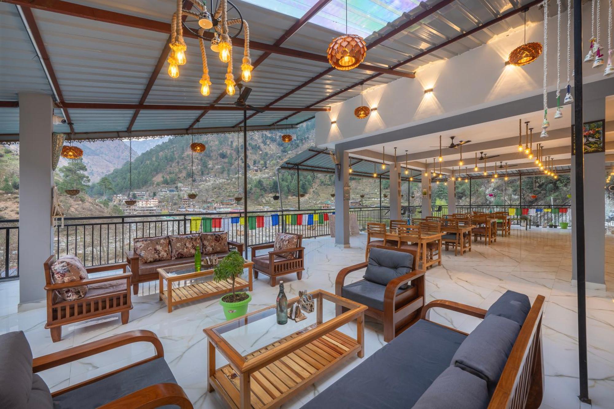 Sharda Resort-Tirthan Valley Banjar Екстер'єр фото