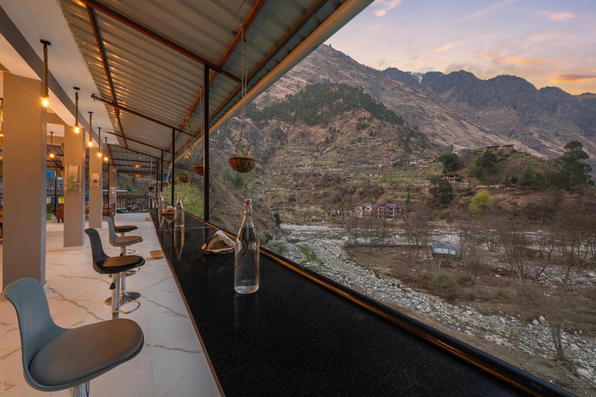 Sharda Resort-Tirthan Valley Banjar Екстер'єр фото